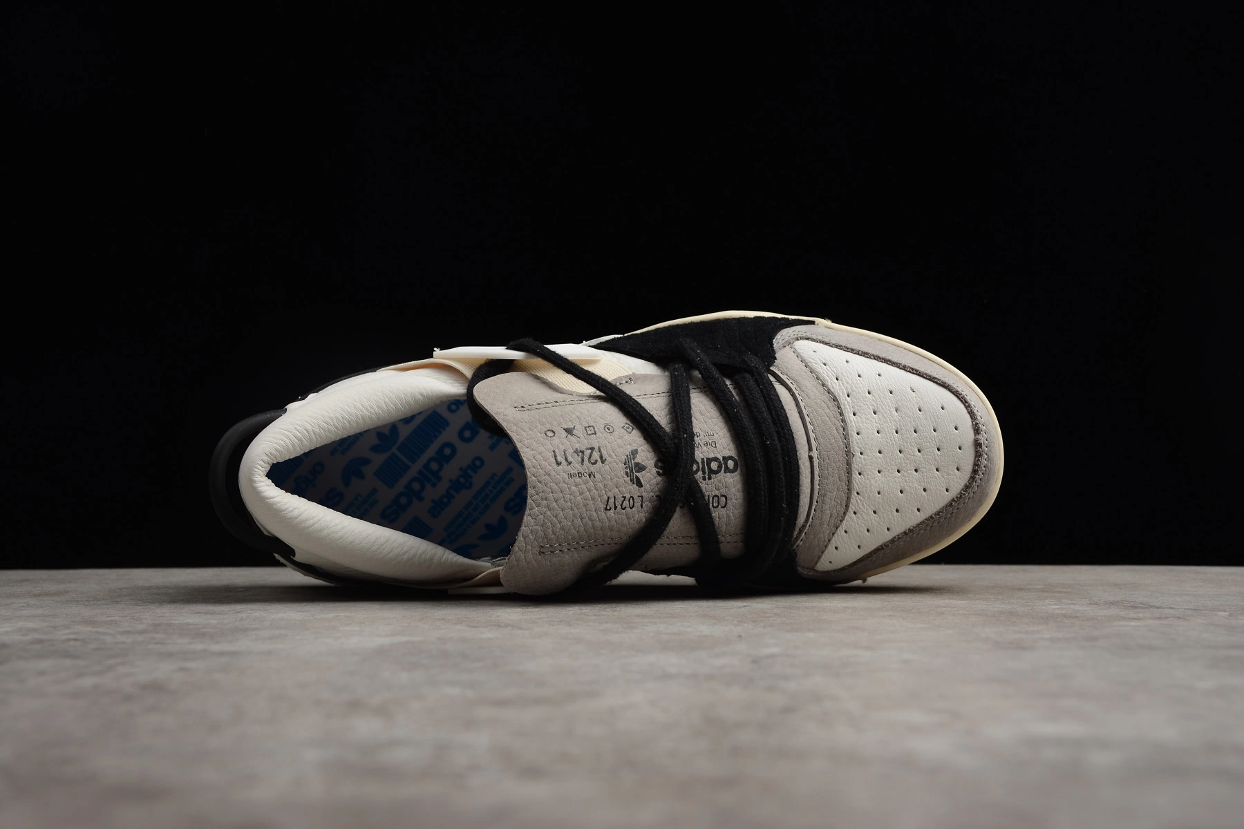 Cheap Adidas Alexander Wang Bball Low White/Grey-Black AC6848 On Sale 8 Cheap Adidas Alexander Wang Bball Low White/Grey-Black AC6848 On Sale - Image 6