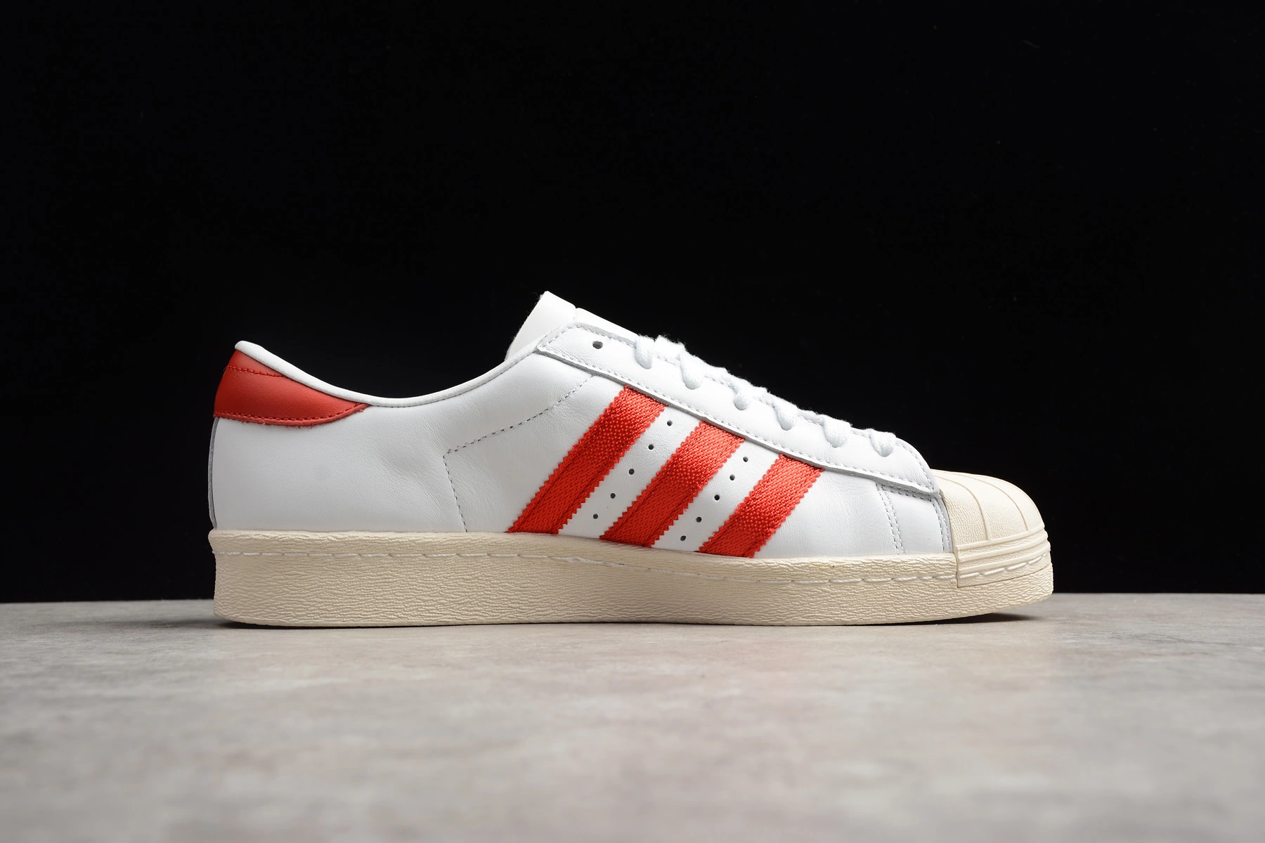 Adidas Originals Superstar OG White/Red Shoes CQ2477 For Sale 4 Adidas Originals Superstar OG White/Red Shoes CQ2477 For Sale - Image 2